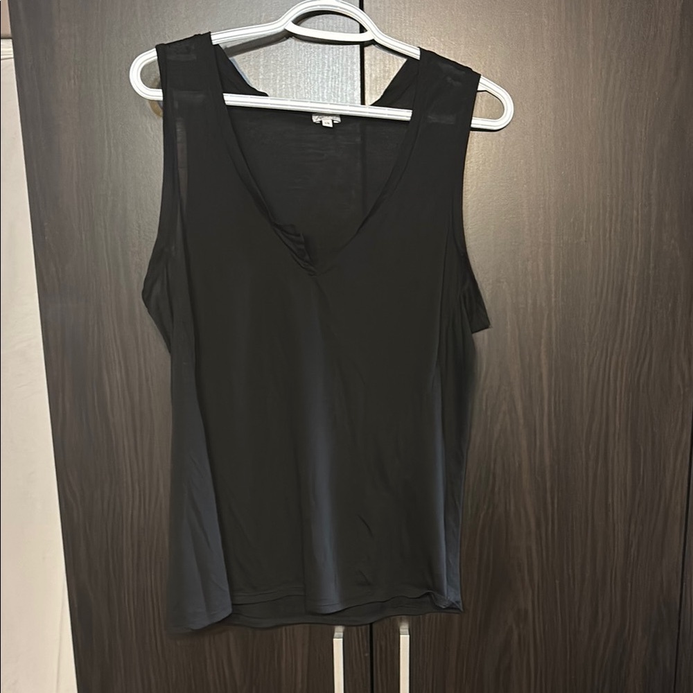 Kismet Black Sleeveless Tank Top